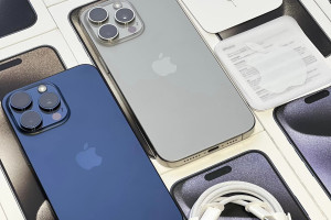 Продам Apple iPhone 15 PRO MAX объемом 128/256/512/1 ТБ.